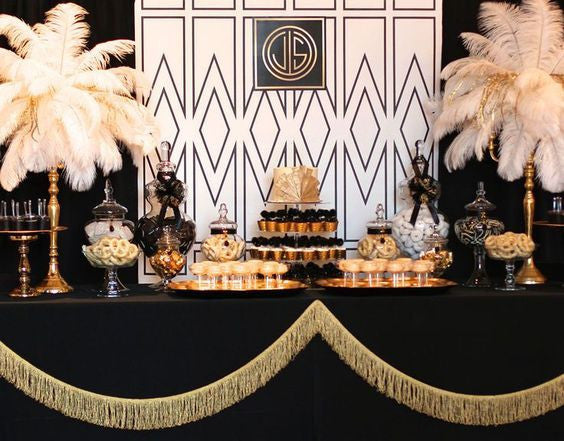 How to Throw an Amazing 1930s Themed Party