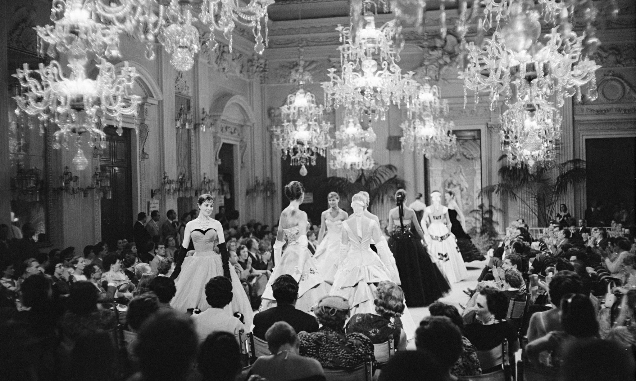 Fashion Treat: Vintage Fashion Show Videos!