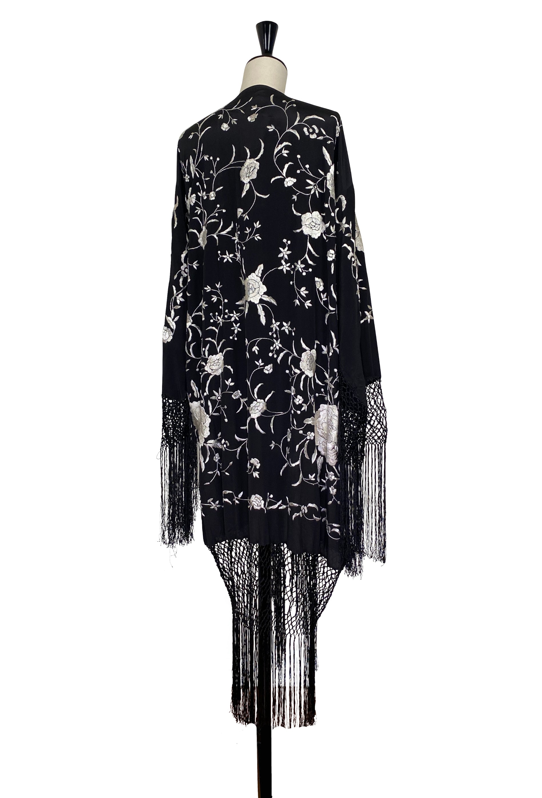 The Carmen Opera Kimono – Noir Argent