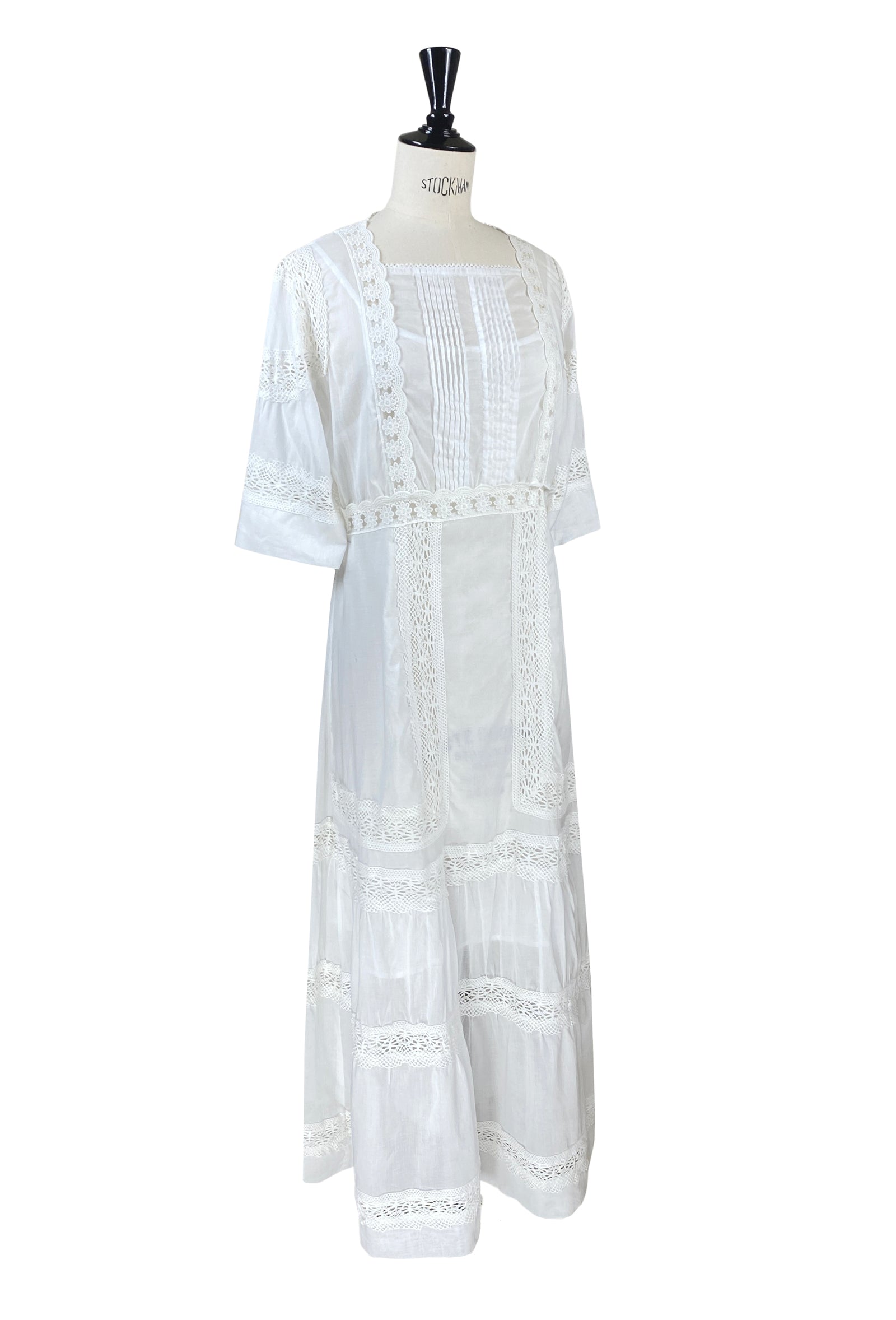white christmas dresses Antique White Cotton Nightgown
