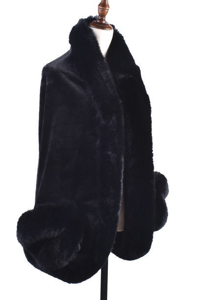 The Holliday Luxury Vintage Faux Fur Collar Batwing Jacket - Black