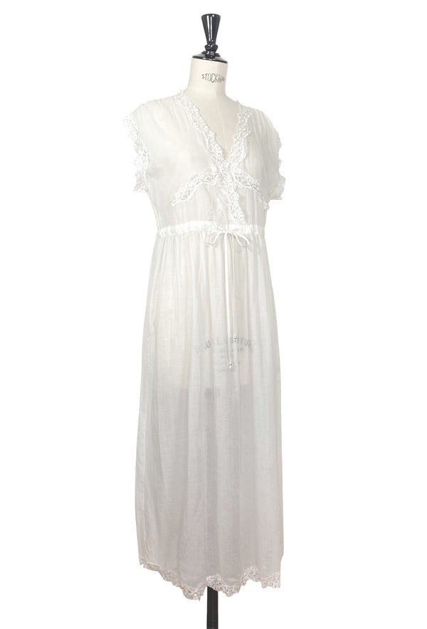 The Lisbeth Dressing Gown - Ethereal White