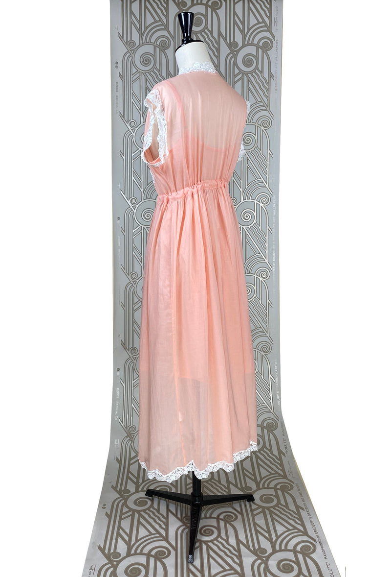 The Lisbeth Dressing Gown - Deco Coral