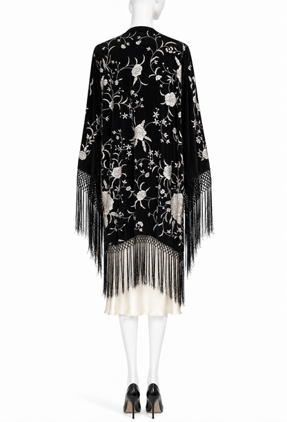 The Carmen Opera Kimono – Noir Argent