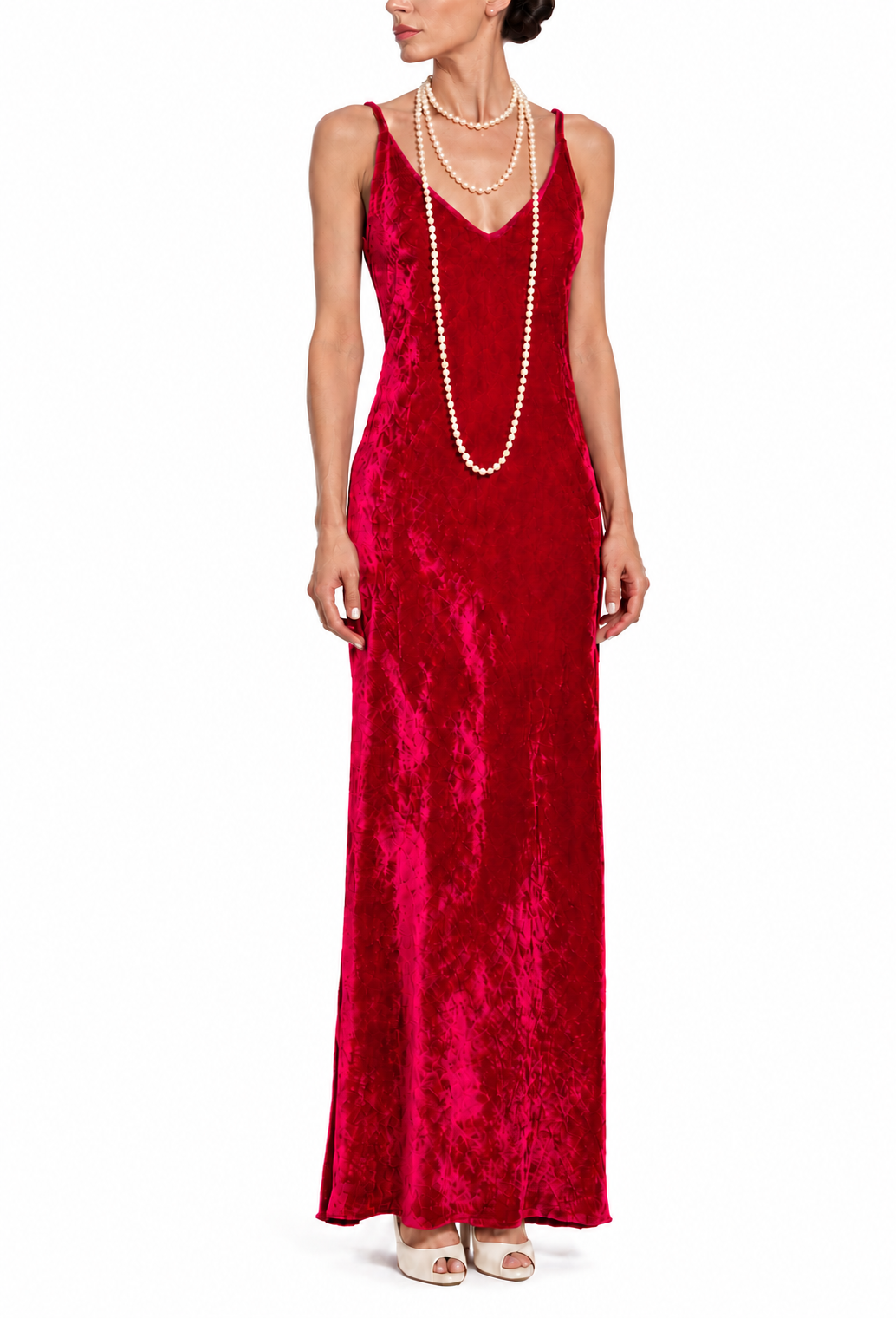Lipstick red velvet gown with V-neck and sleeveless slim column silhouette