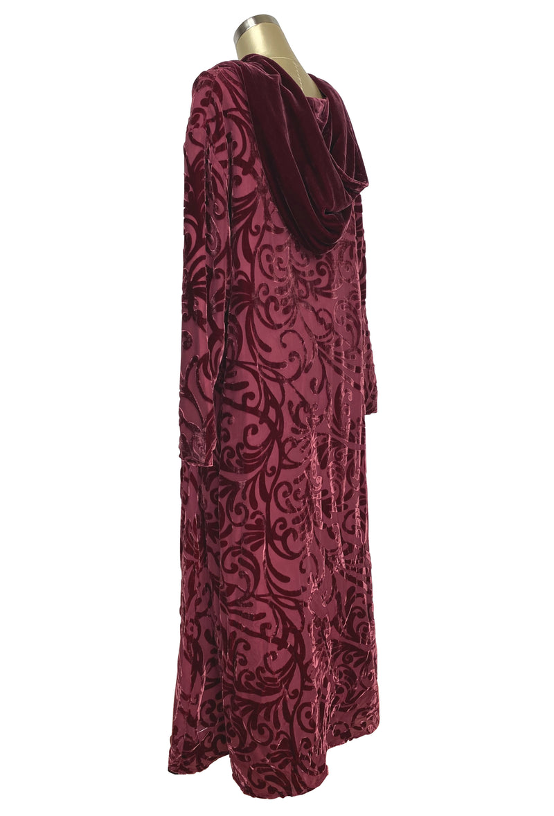Vintage Art Nouveau Silk Velvet Burnout Hooded Evening Cape - Antique Red